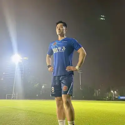 石佑